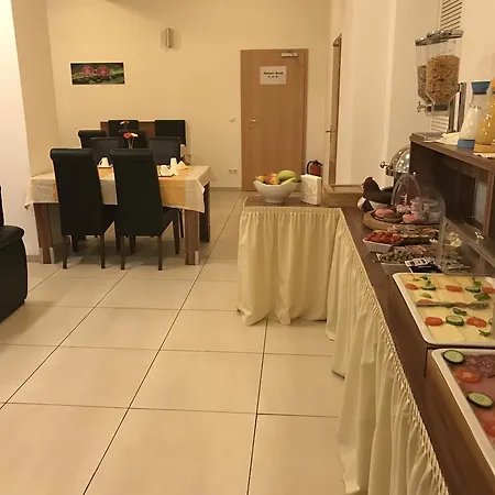 Bed and Breakfast Voyage 3*
