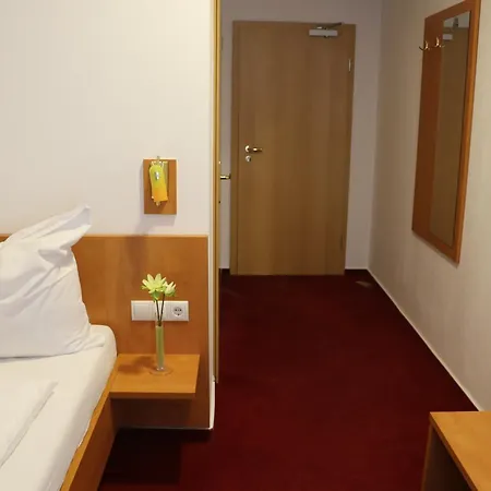 Bed and Breakfast Voyage